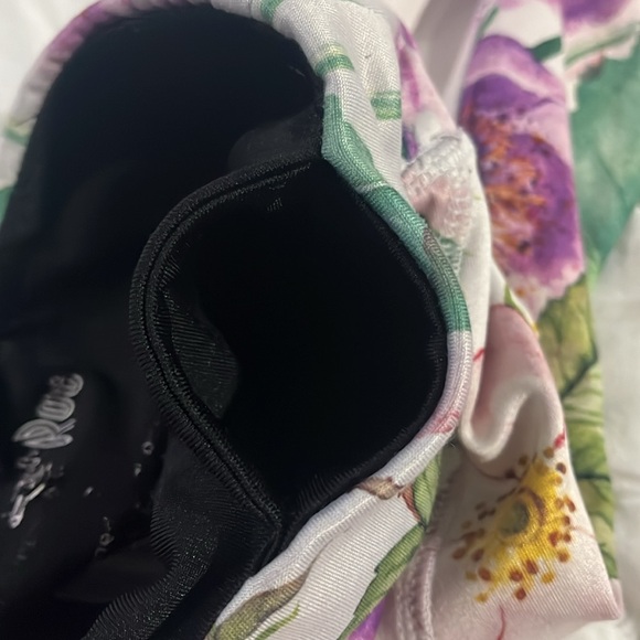 LuLaRoe Women’s Lilac Jade Cropped Athletic Floral Leggings Size Small - Picture 13 of 15